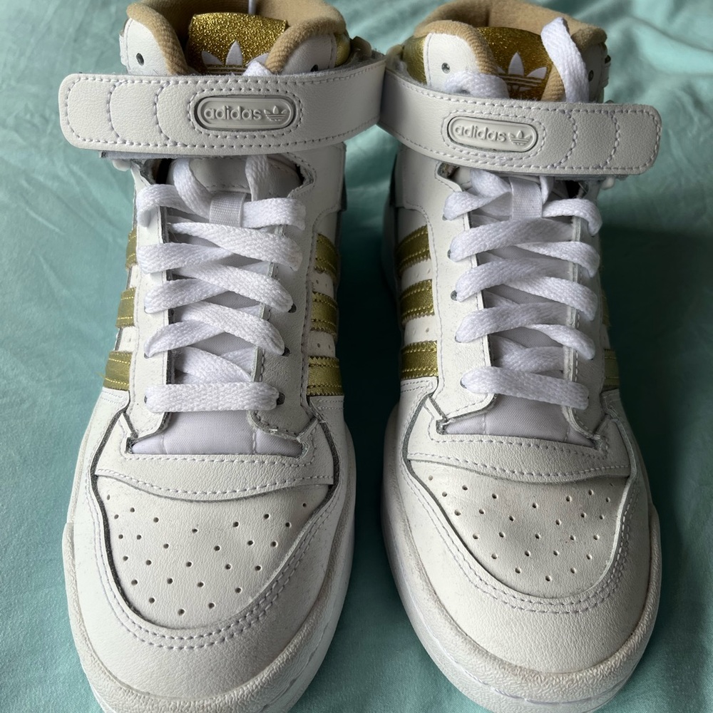 Adidas forum mid - white and gold